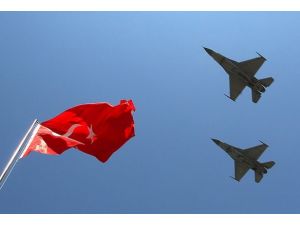Rus uçağına karşı iki F-16'ya alarm görevi