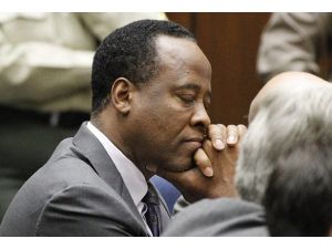 Michael Jackson'ın doktoruna erken tahliye