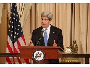 Kerry Cumhuriyet Bayramını kutladı