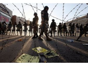 Mısır'da cunta hükümeti enkaz devredecek