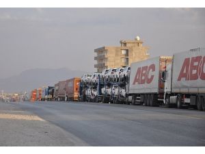 Habur Sınır Kapısı'nda araç kuyruğu