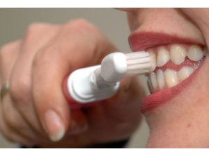 Ağız ve diş bakımında yanıltıcı tanıtım yapılamayacak