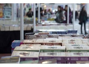 4 yılda 1 milyar 112 milyon kitap satıldı