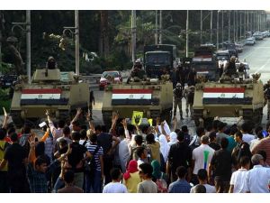 Mısır'da "Halkın iradesi yargılanıyor"