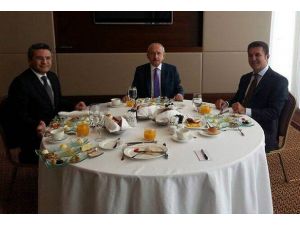 Kılıçdaroğlu ve Sarıgül kahvaltıda buluştu