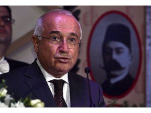 Herkesin başı dik yaşadığı bir ülke kurmaya çalışıyoruz