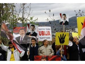 Bosna Hersek'te Mursi'ye destek mitingi