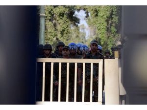 Mursi yargılanacağı yere getirildi