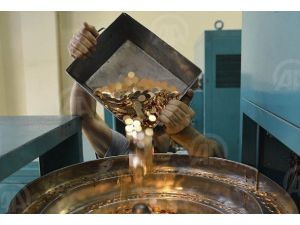 Darphane altın mesaisine hızlı başladı