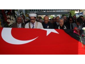 Prof. Dr. Sabuncu son yolculuğuna uğurlandı