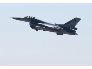 Türk F-16'ları Rus ve Yunan uçaklarını izledi