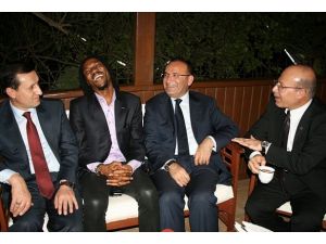 Bozdağ ile Song Kamerun'da derbiyi yorumladı