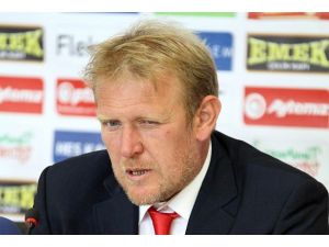 İstifası kabul edilmedi