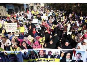 Mısırda darbe karşıtı cuma gösterileri