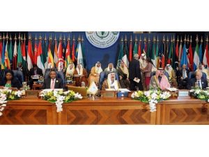 Afrika Birliği'nden Mısır kararı