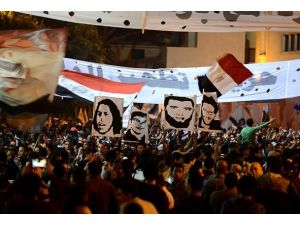 Mısır'da güvenlik güçleri göstericilere müdahale etti