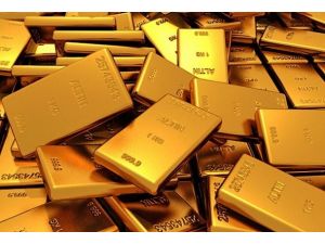 Uçak tuvaletinde külçe altınlar bulundu