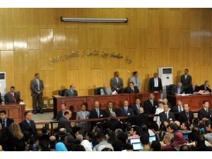 Mahkeme hapis cezalarını kaldırmadı