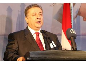 Mısır'ın demokratik yolda kalması dünya için elzem