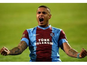 Henrique gollerini 2'ye katladı