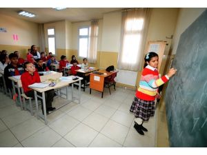 Bakan Avcı'dan küçük yazara mektup