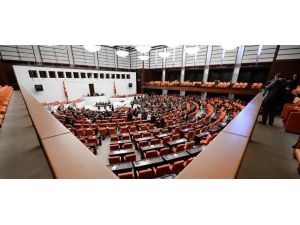 Yeni Demokratikleşme Paketi TBMM'de