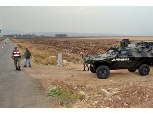 Sınırda kaçakçılara müdahale: 5 asker yaralı