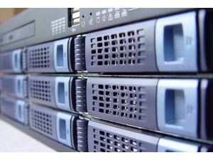 Bilgisayar sunucu savaşları kızışıyor