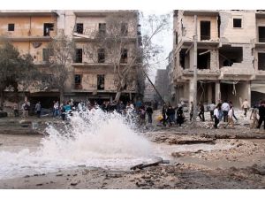 Esed muhaliflerin üzerine bin 425 varil bombası attı