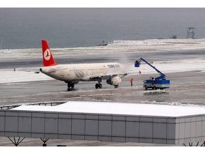 THY'de grev bitti, personel dönüyor