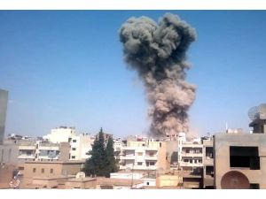 Suriye'de yola yerleştirilen mayın infilak etti: 15 ölü