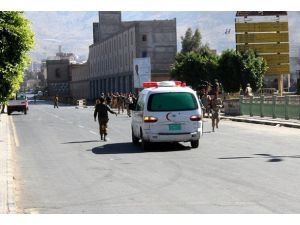 Yemen'de taziye çadırına saldırı