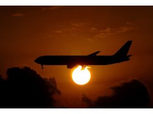 Uçağa lazer tutana büyük ceza geliyor