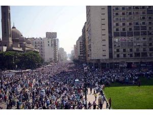 Darbe karşıtı göstericilere 2 yıl hapis