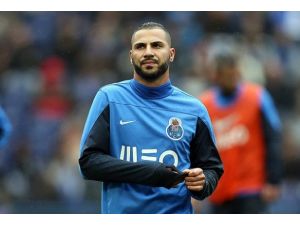 Quaresma resmen Porto'da