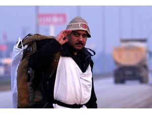 Başbakan Erdoğan'a destek için 10 gündür yürüyor