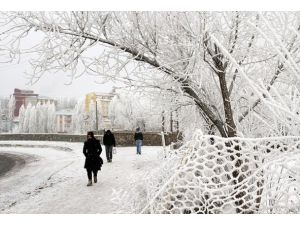 Ardahan eksi 25 dereceyi gördü