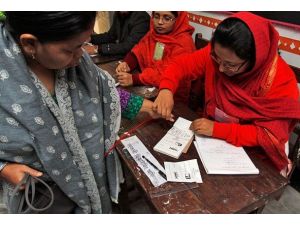 AB Bangladeşte seçimlerin şeffaf olmadığı görüşünde
