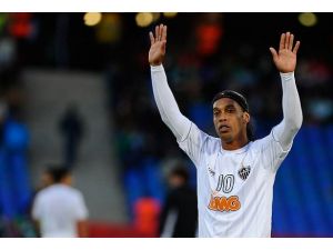 Ronaldinho transferine onay