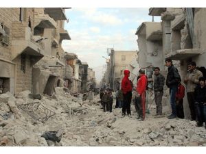 Esed muhaliflere "varil bombasıyla" saldırdı