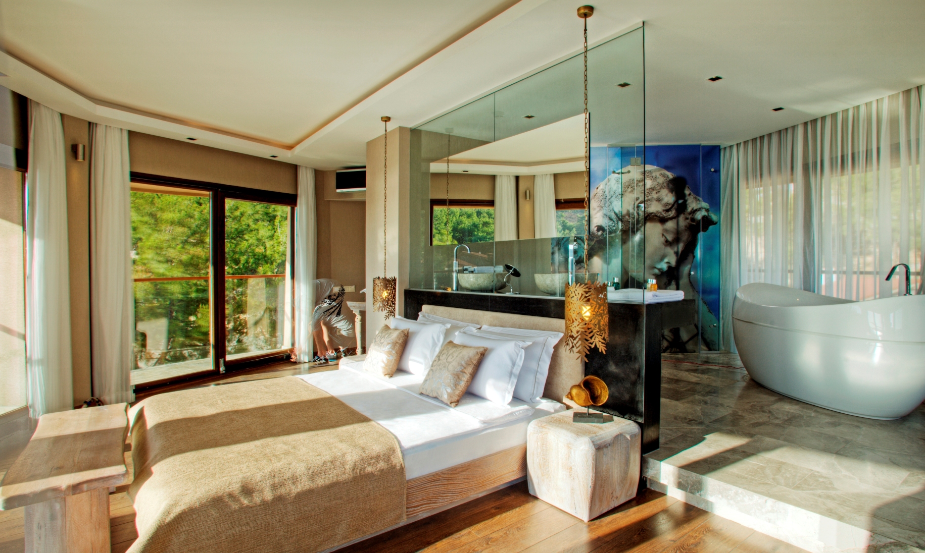 AŞKIN DOĞASINI MARTI HEMITHEA’DA YAKALAYIN...