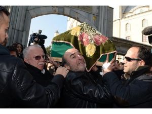 Huban Öztoprak son yolculuğuna uğurlandı