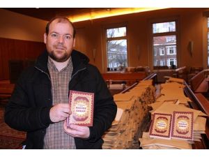 Hollanda’da Kur’an-ı Kerim’e büyük ilgi