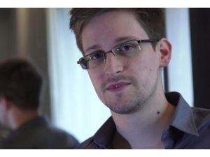 AP Snowden'ı dinleyecek