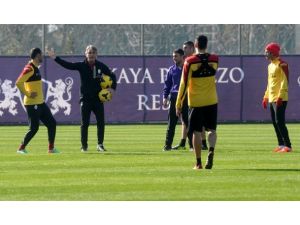 Galatasaray'ın Antalya kampı sürüyor