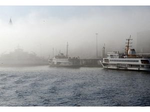 İstanbul'da deniz ulaşımına sis engeli