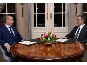 Cumhurbaşkanı Gül liderlerle görüştü