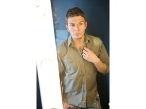 ARASCAN DÖNMEZ: SANATTA SÜT LEKESİ VAR!