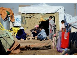 Yermuk kampında açlık ve ölüm kol geziyor