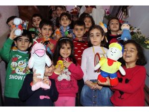 Her sınıfa bir yetim kardeş